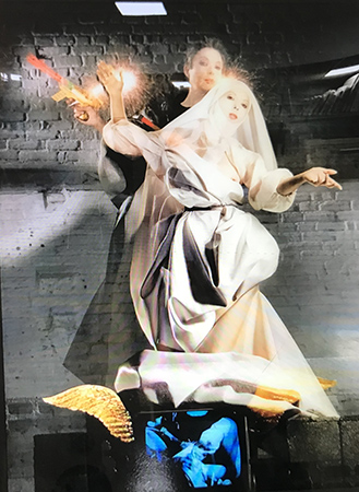 Orlan 1983
c print
160 x 120 cm 1